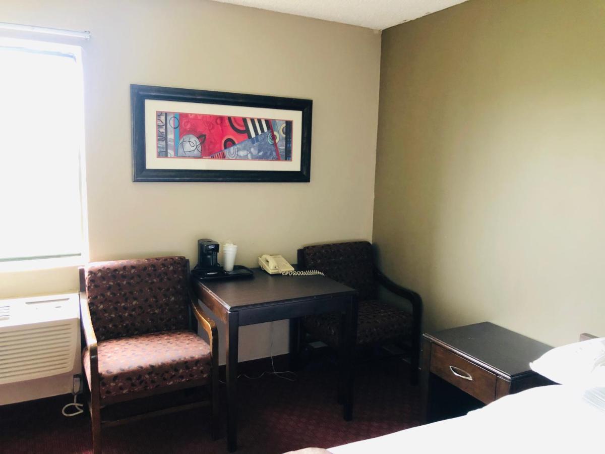 The Inn&suites Sw Hotel Omaha