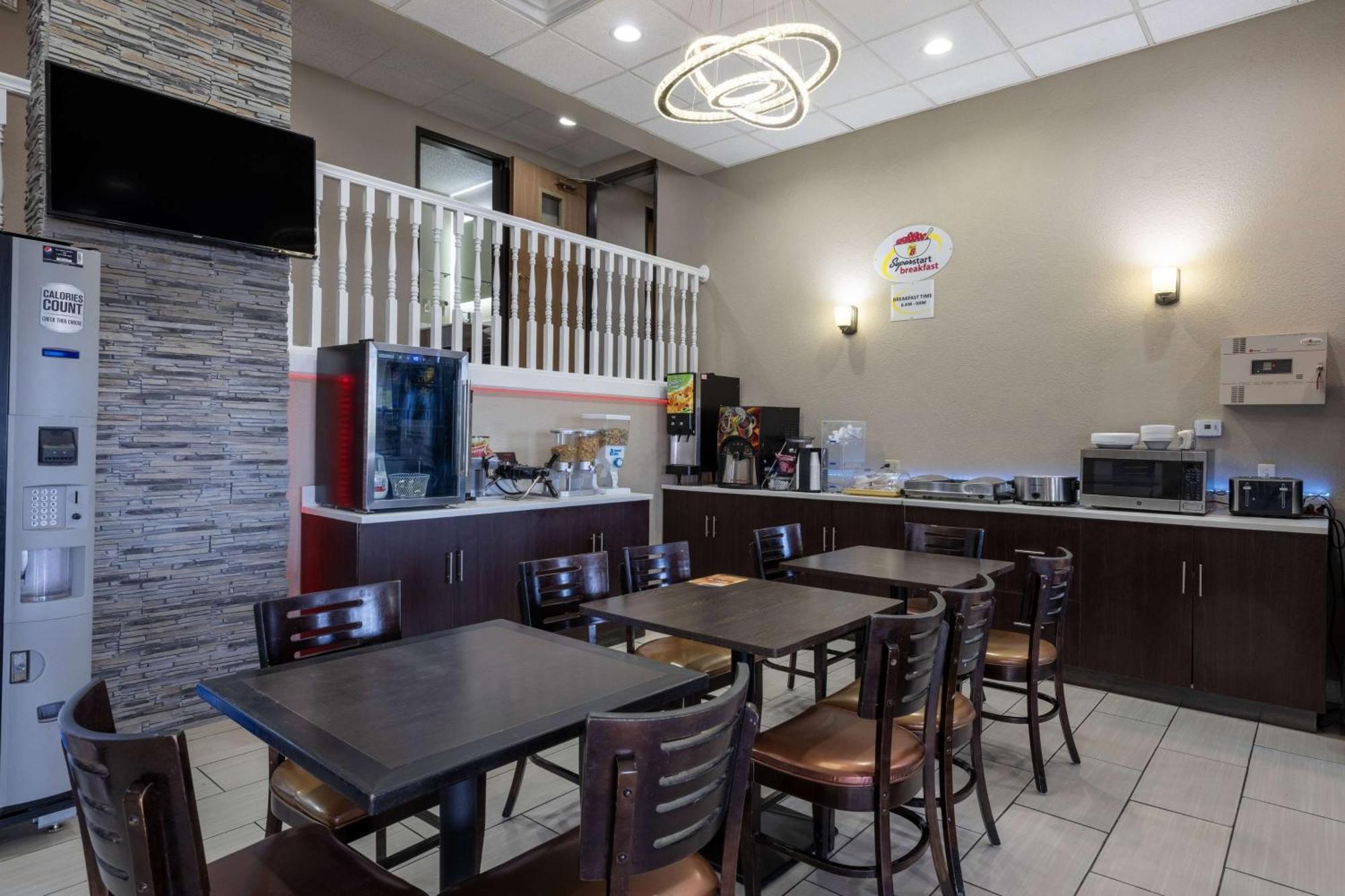 The Inn&suites Sw Hotel 2*
